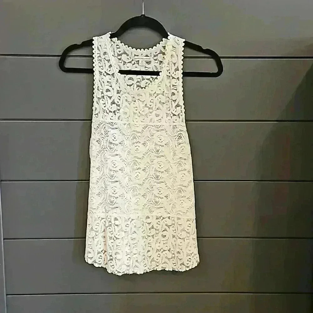 American Eagle Flowly Lace Tank - Picture 4 of 6